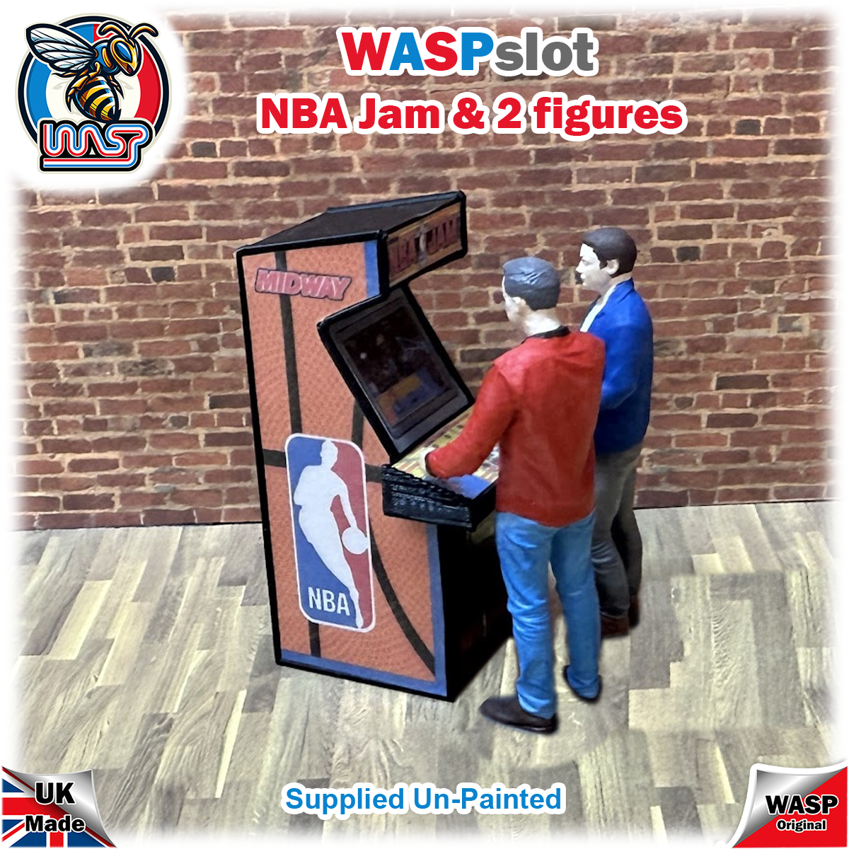 Arcade machines & figures