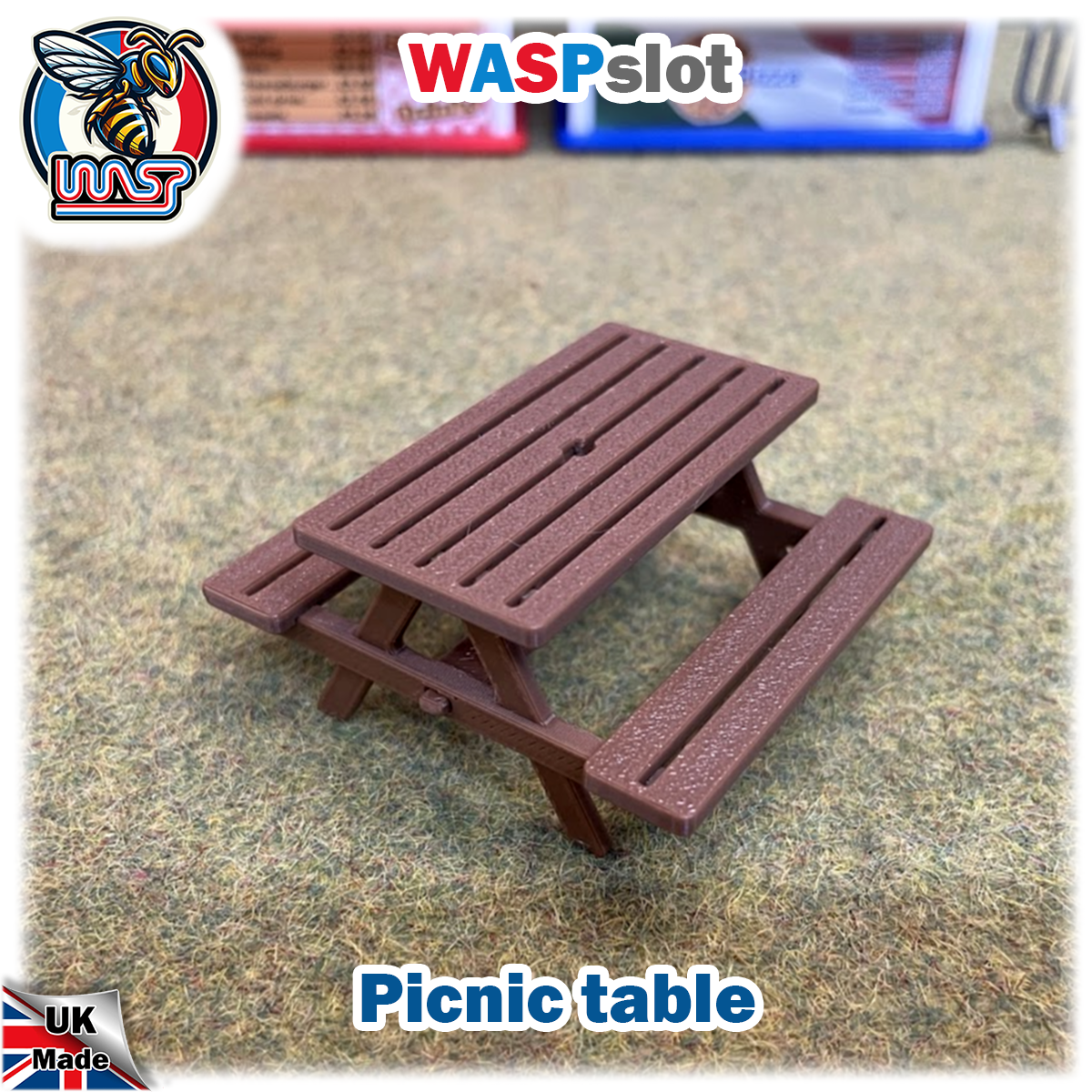 Picnic table & umbrella
